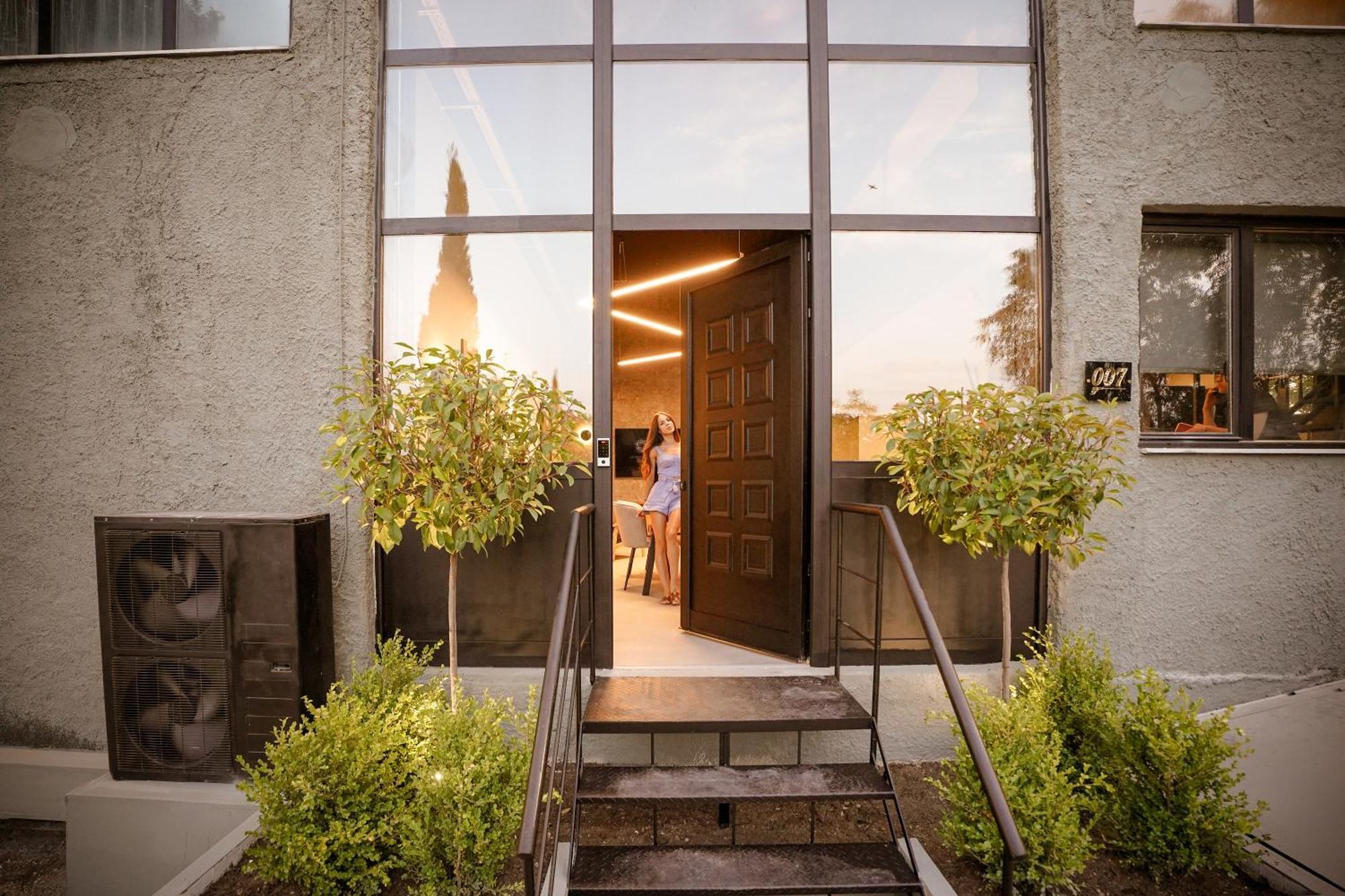 Industrial Loft Apartment Trikala  Exterior photo