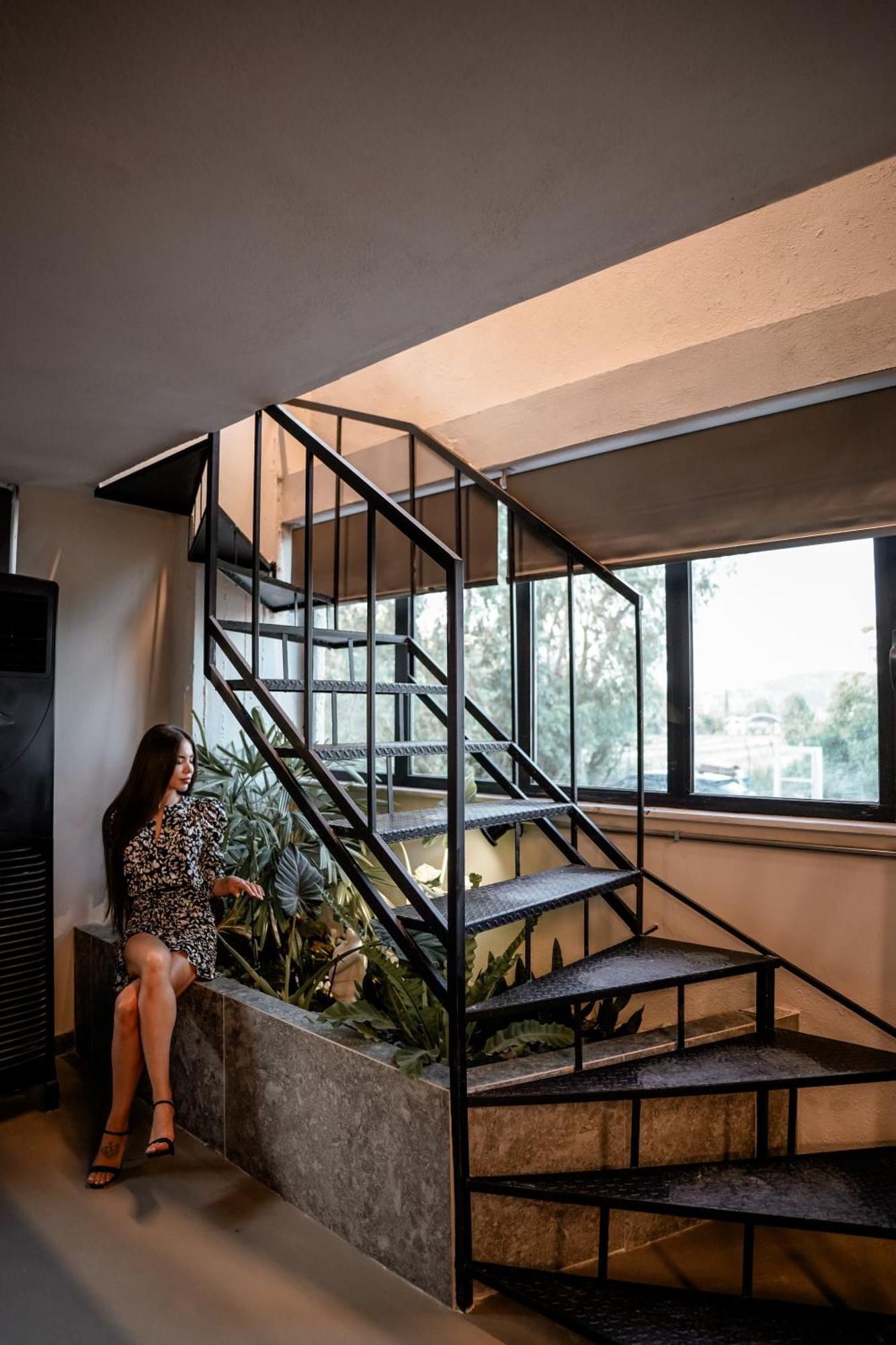 Industrial Loft Apartment Trikala  Exterior photo