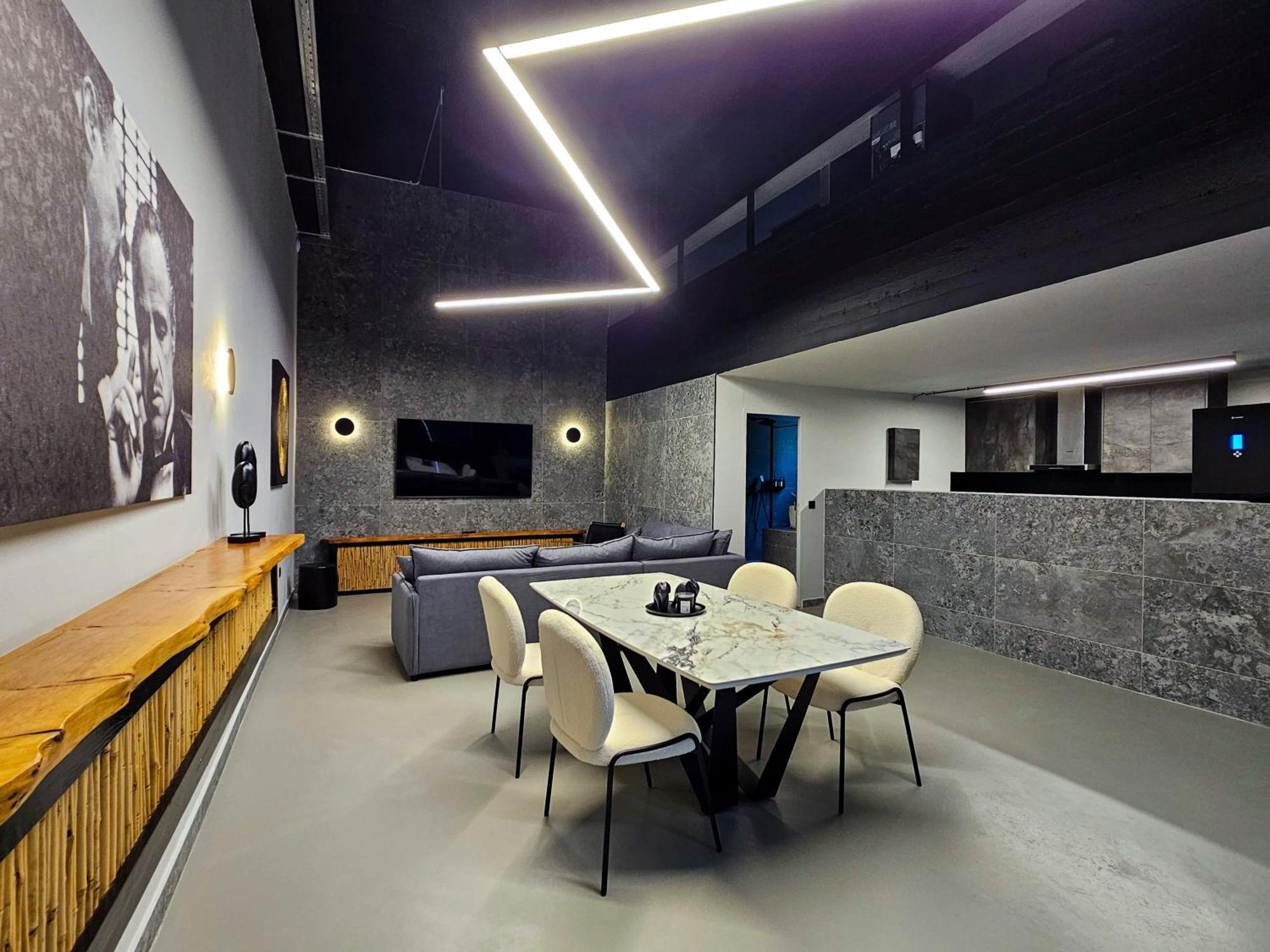 Industrial Loft Apartment Trikala  Exterior photo